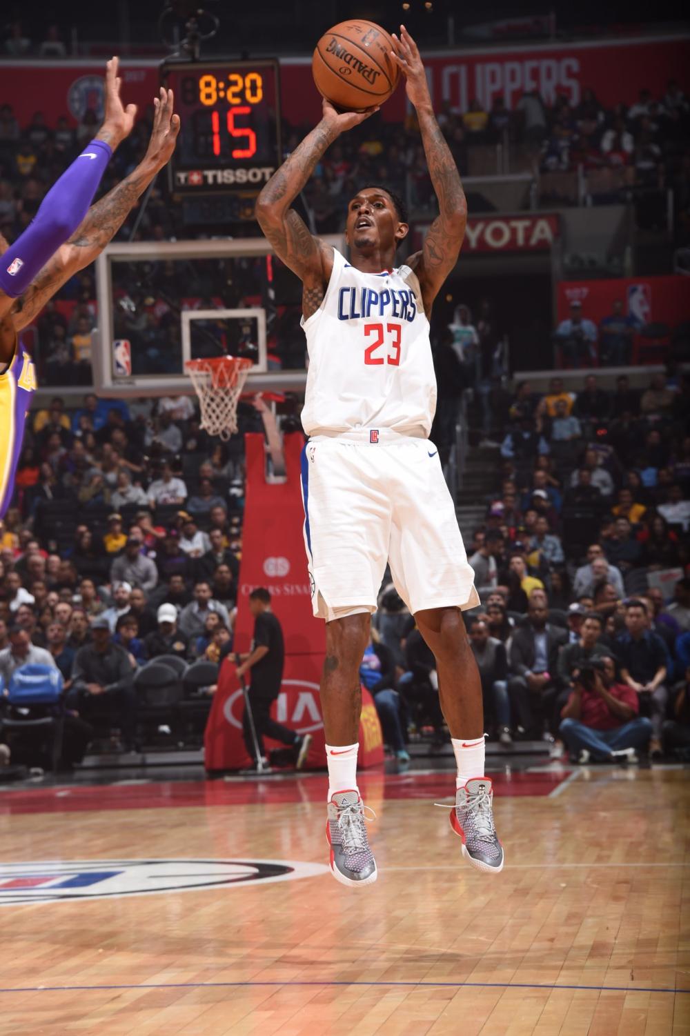 并且正在尝 并且正在尝