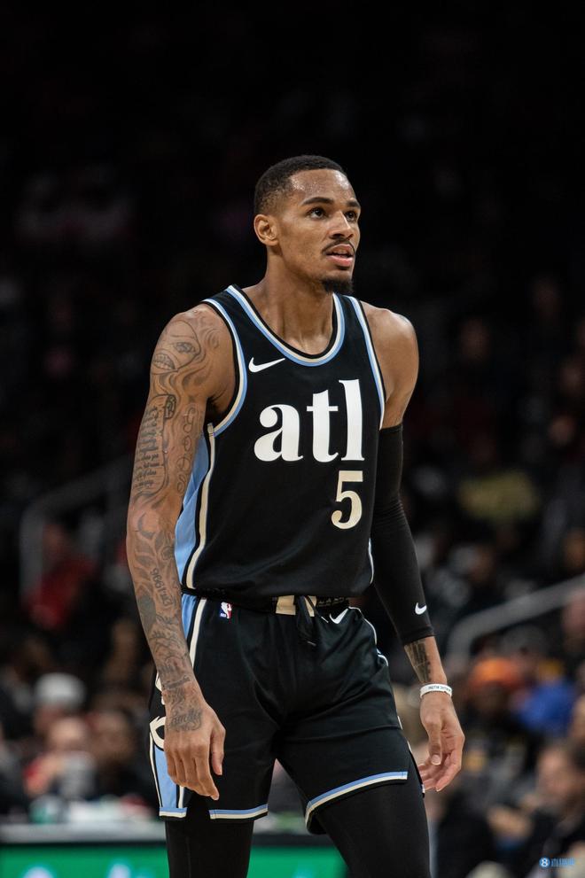 教科书式的 教科书式的